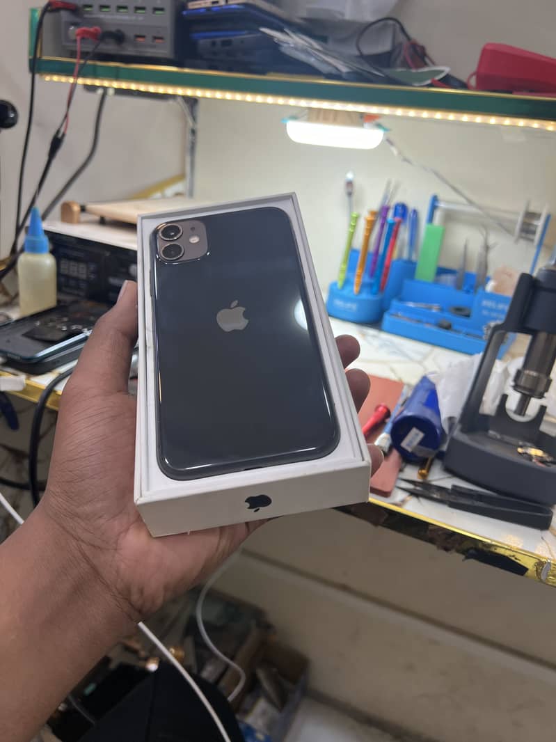 Apple iPhone 11 1