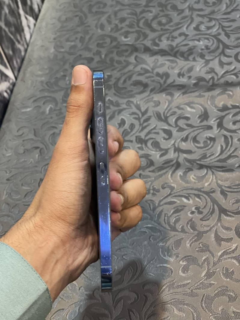 Apple iPhone 13 Pro Max 5