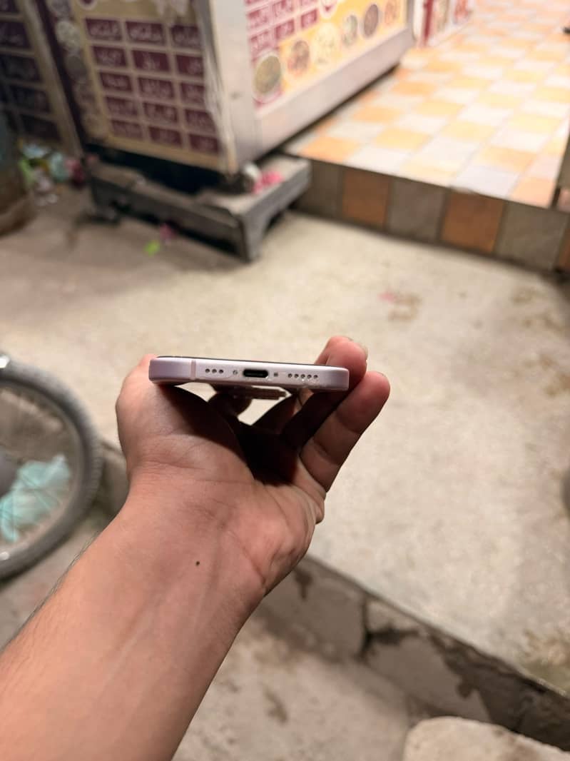 Apple iPhone 15 2