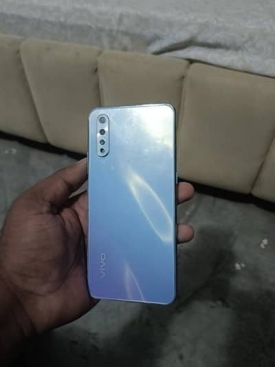 Vivo S1