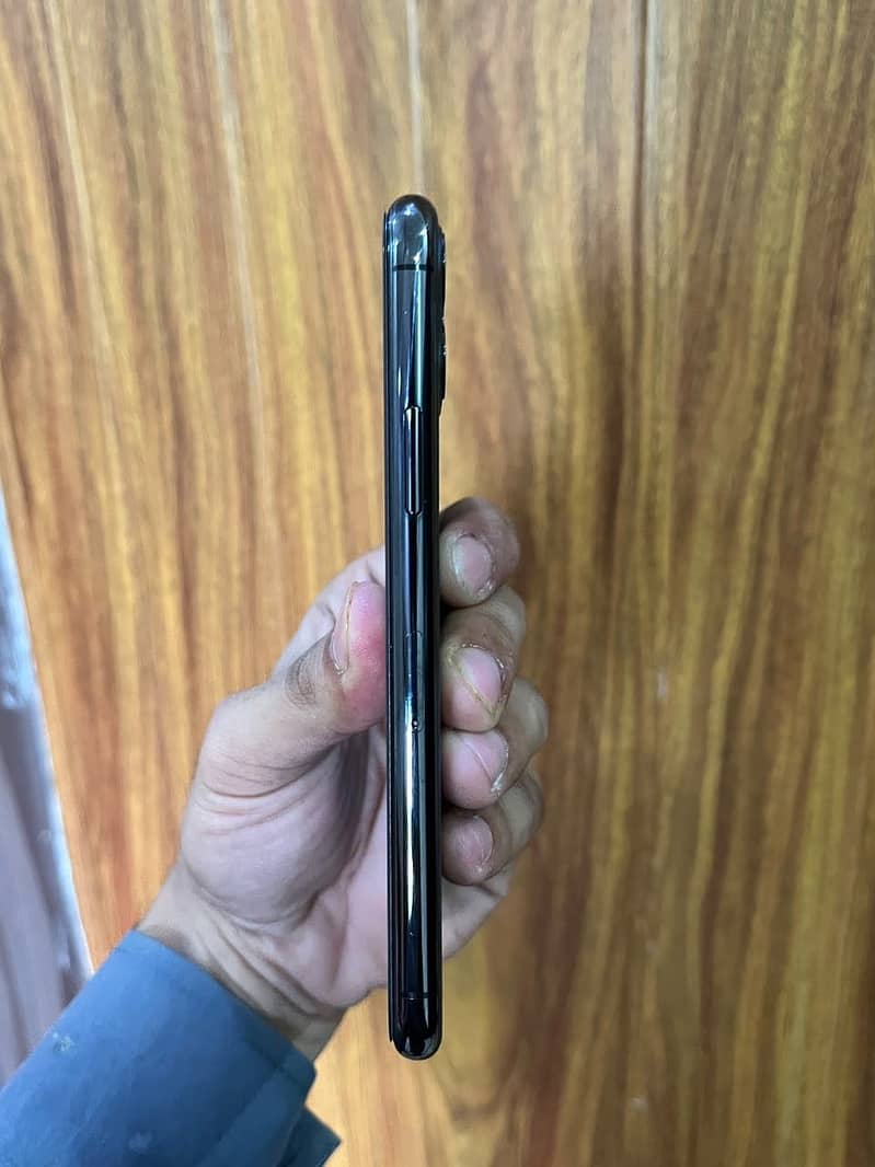 iphone 11 Pro pta 4