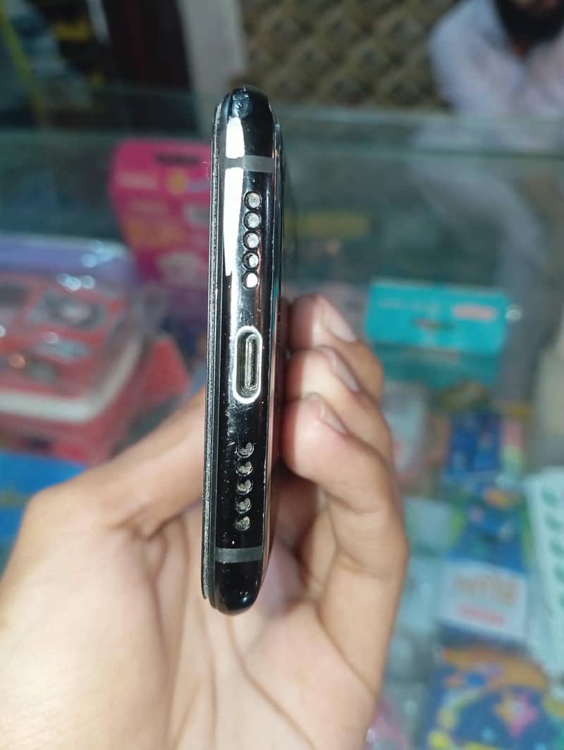 One Plus 6T 3