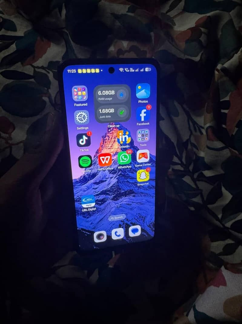 OPPO A60 2