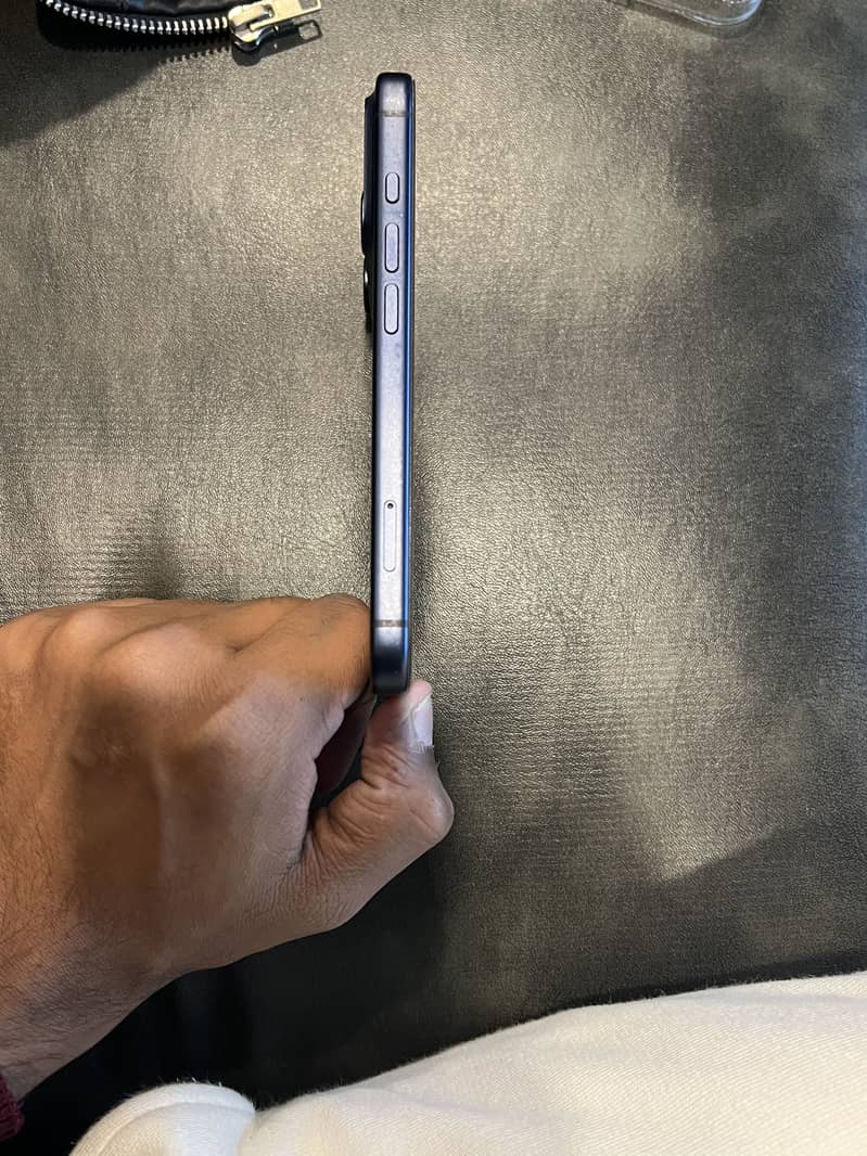 Apple iPhone 17 Pro 2