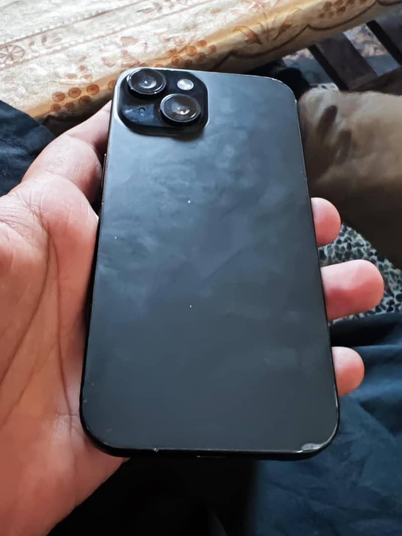 Apple iPhone 15 3