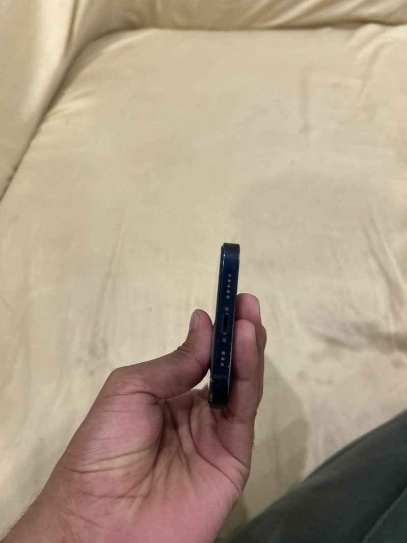 Apple iPhone 12 jv 5