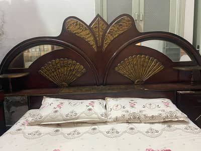 DOUBLE BED SET FOR SALE !