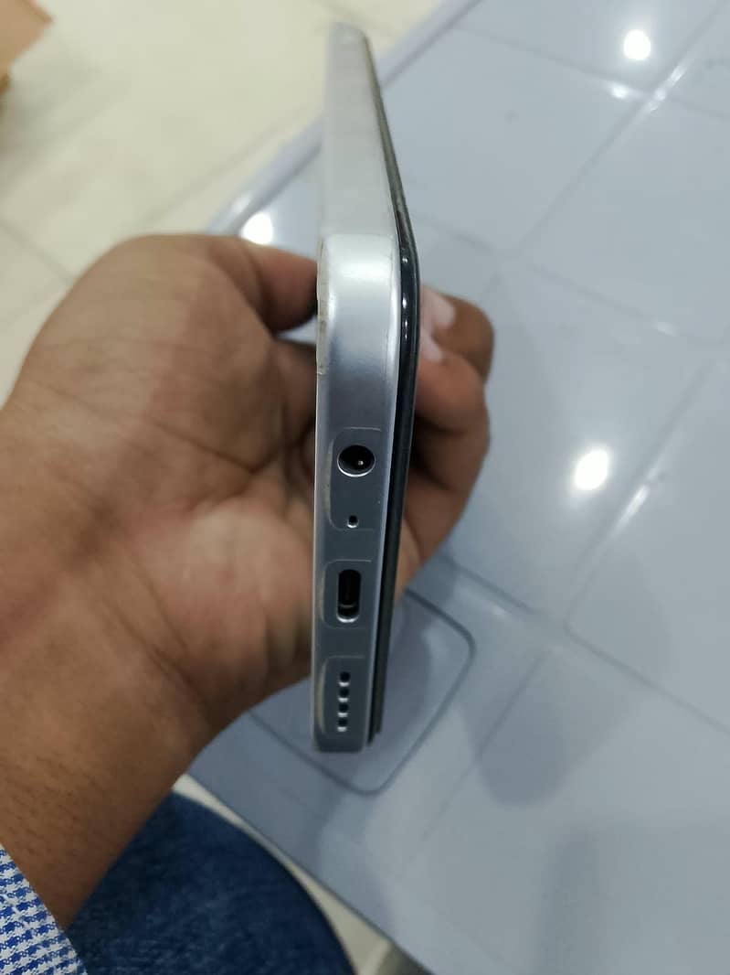OPPO A6 2