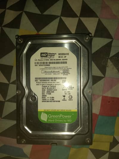 2 hard drive 250GB  1 hard drive 320 GB