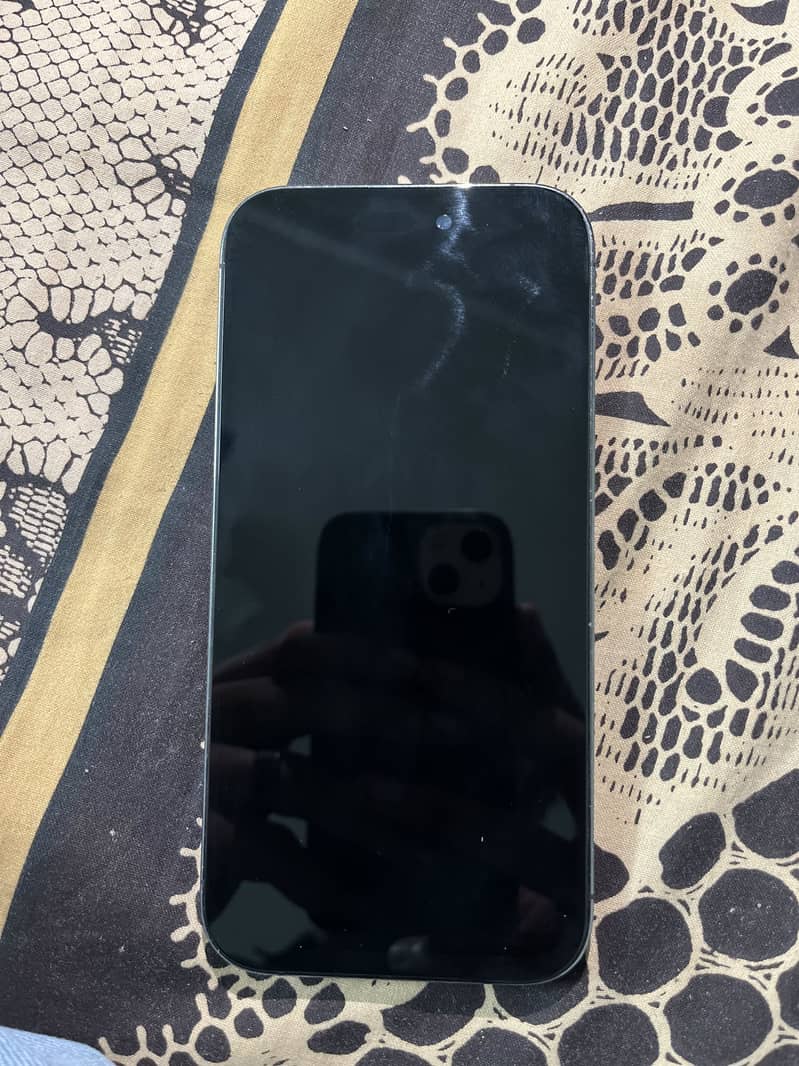 Apple iPhone 14 Pro 1