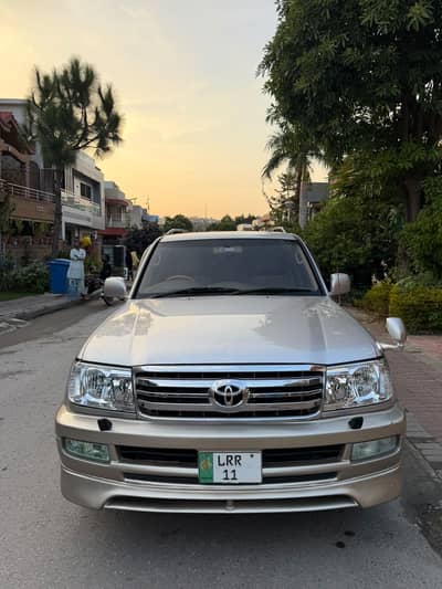 Toyota Land Cruiser 2001