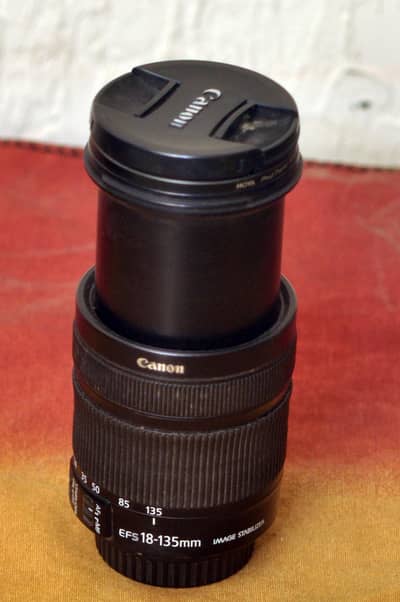 50mm 18*135 mm 70*300 mm lense with both cap canon 750 camera with ba