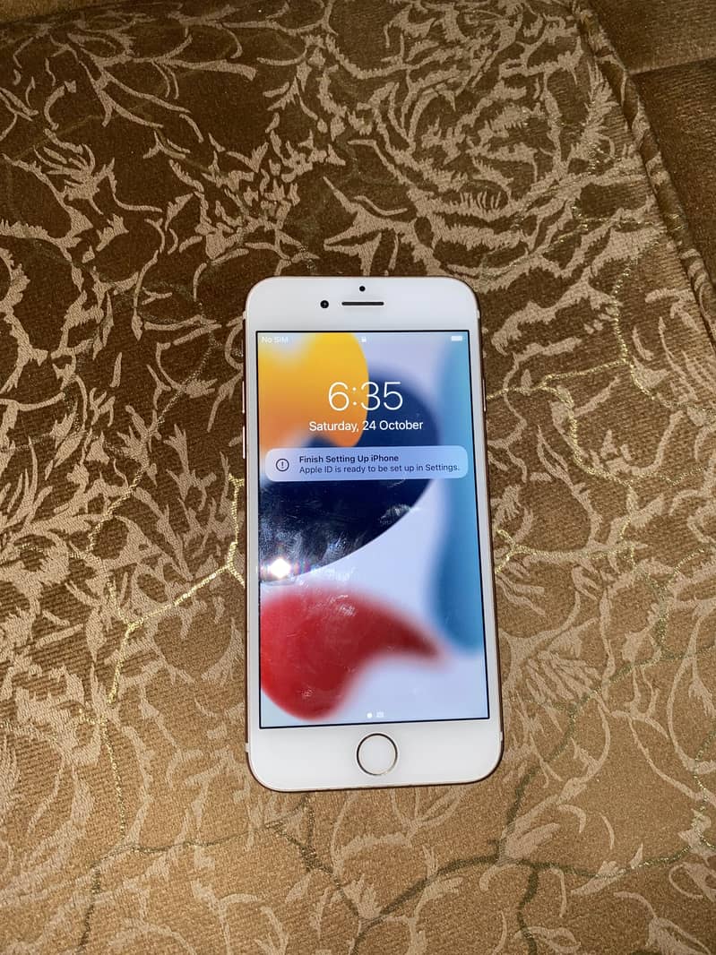 Apple iPhone 7 0