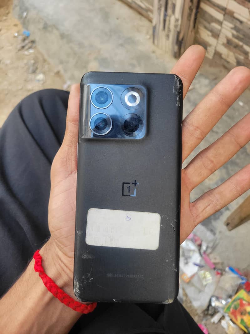 OnePlus 10T 1