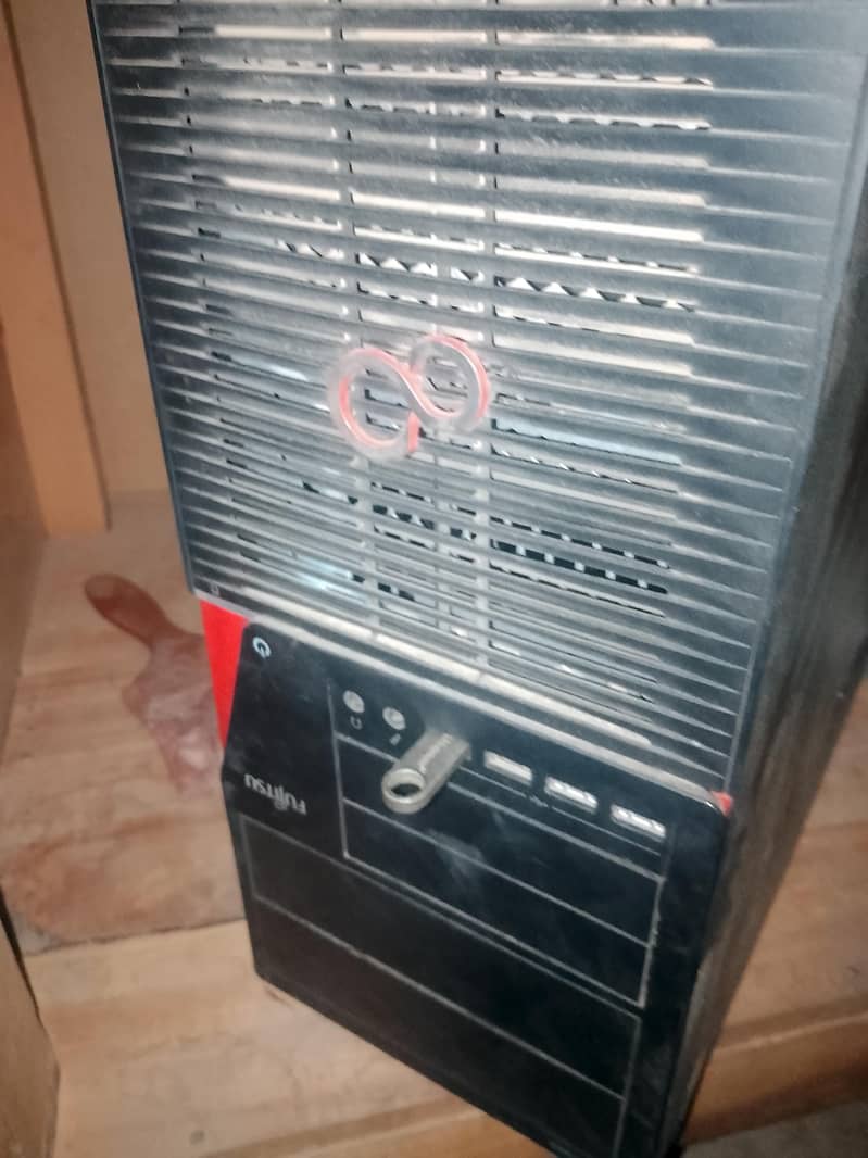 Fujistu pc 1