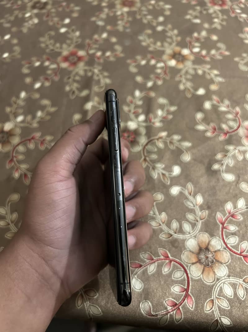 Apple iPhone XS 2