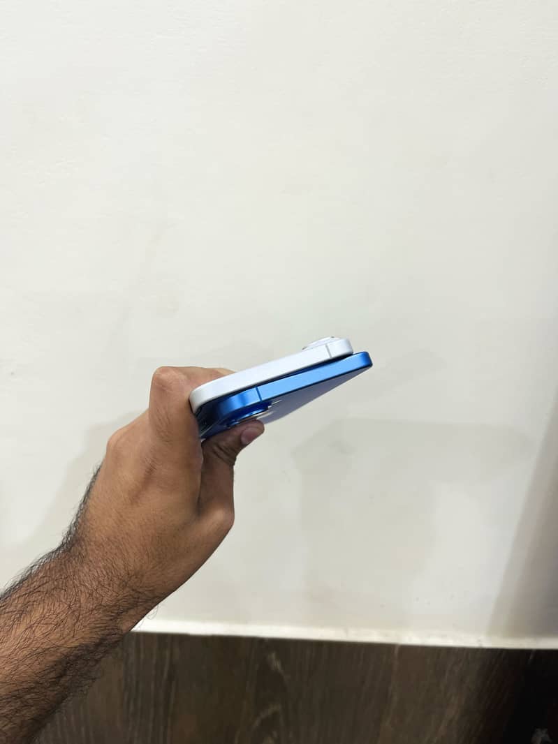 iPhone 16 Plus JV 4