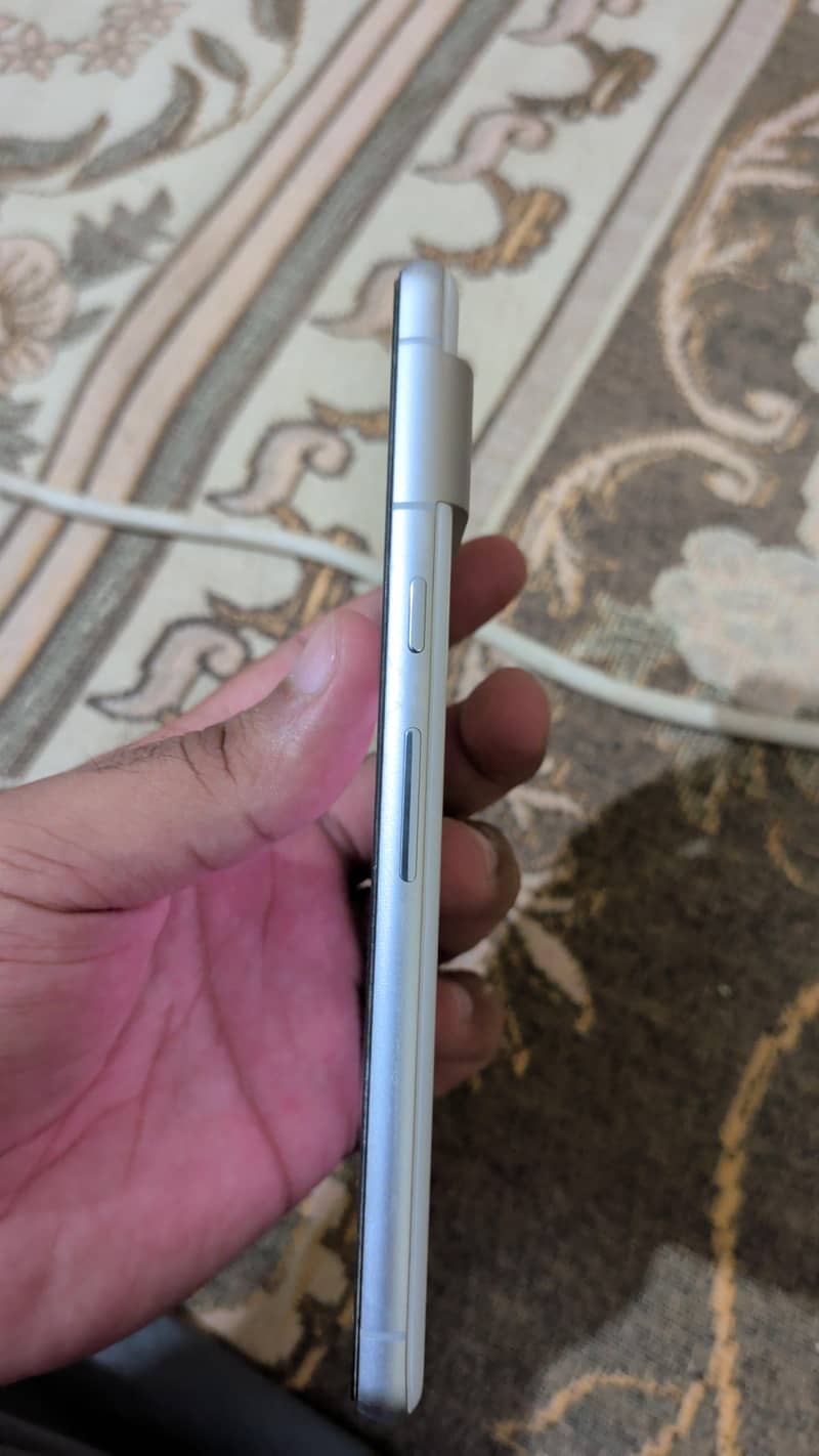Google Pixel 7 5