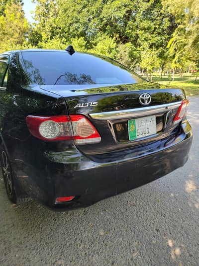 Toyota Corolla XLI 2011 Orignal Back Crystal Light