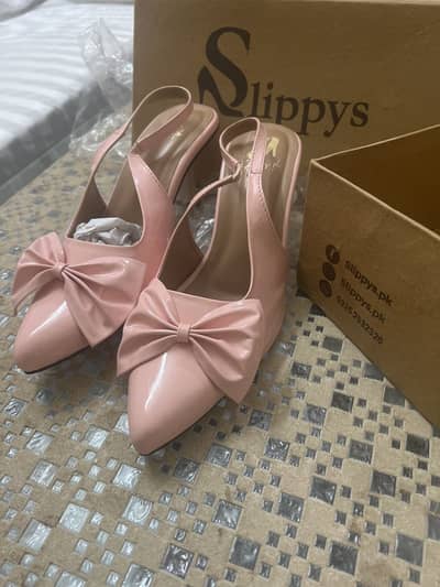 Pink bow heels  39 size