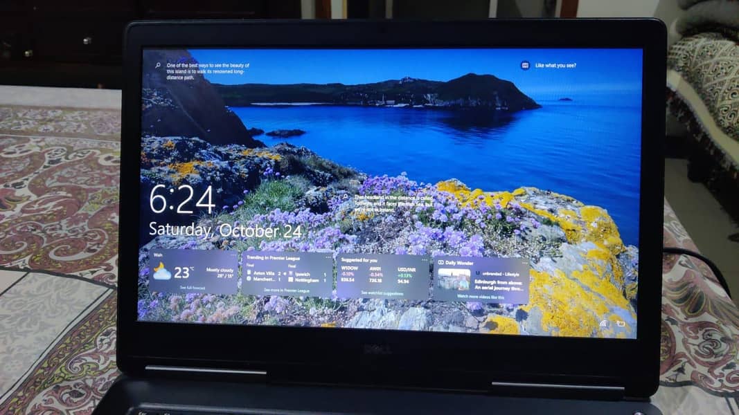 Dell Precision 7710 workstation 1