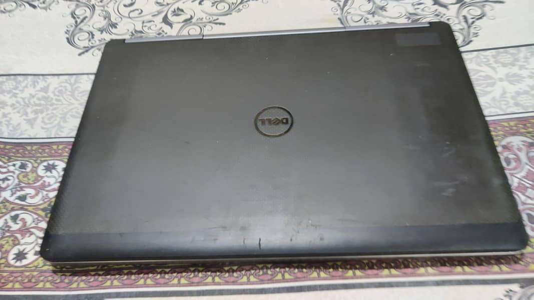 Dell Precision 7710 workstation 2