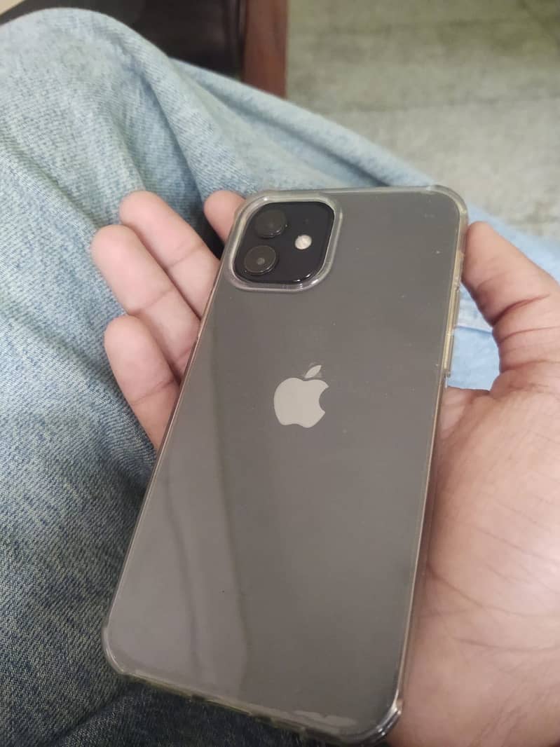 Apple iPhone 12 3