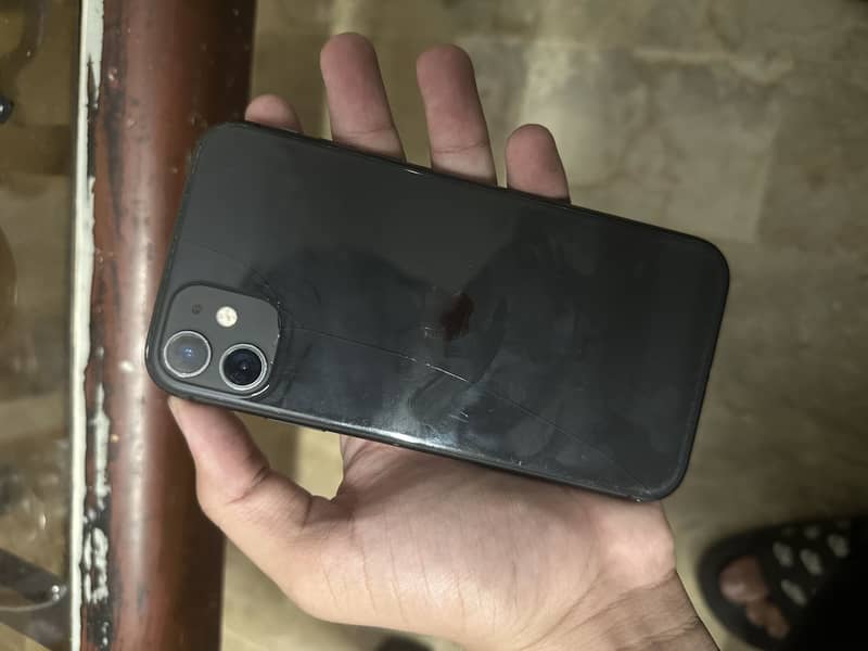 Apple iPhone 11 3