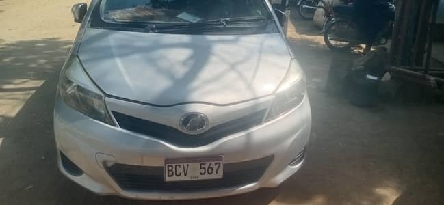 Toyota Vitz 2011 /2015  1000 cc