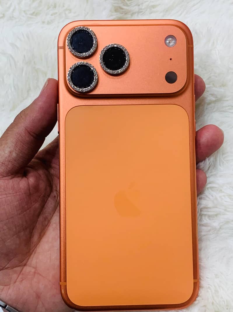 Apple iPhone 17 Pro Max 1