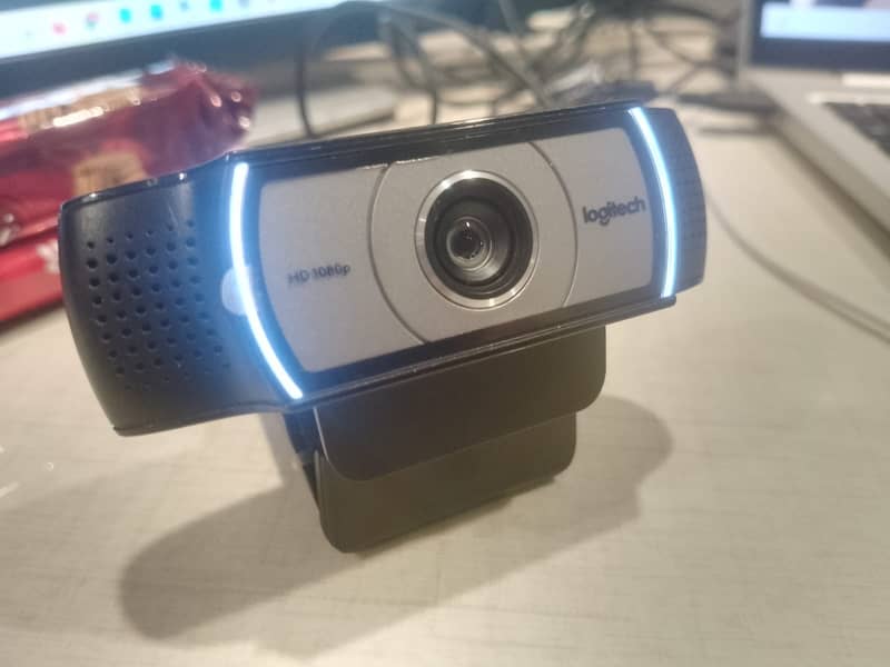 Logitech C930e HD Webcam 1080p 4