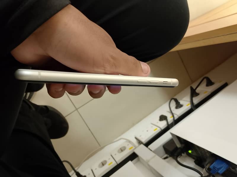 Apple iPhone 11 1