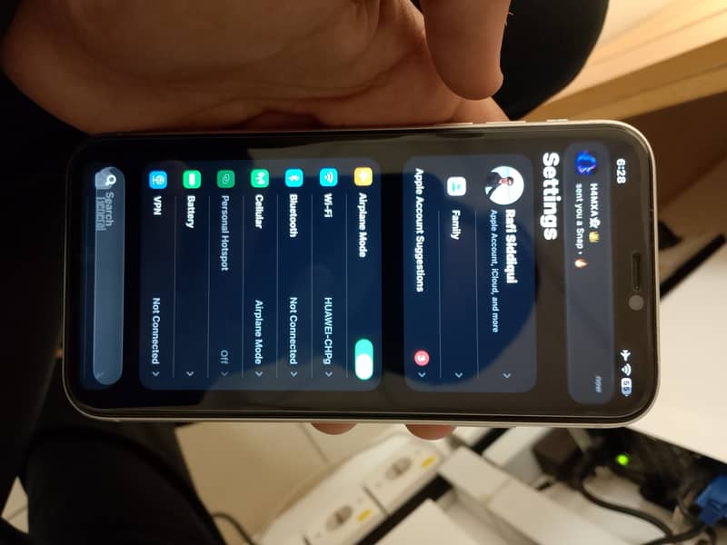 Apple iPhone 11 4