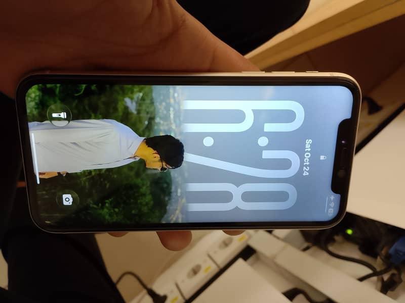 Apple iPhone 11 5