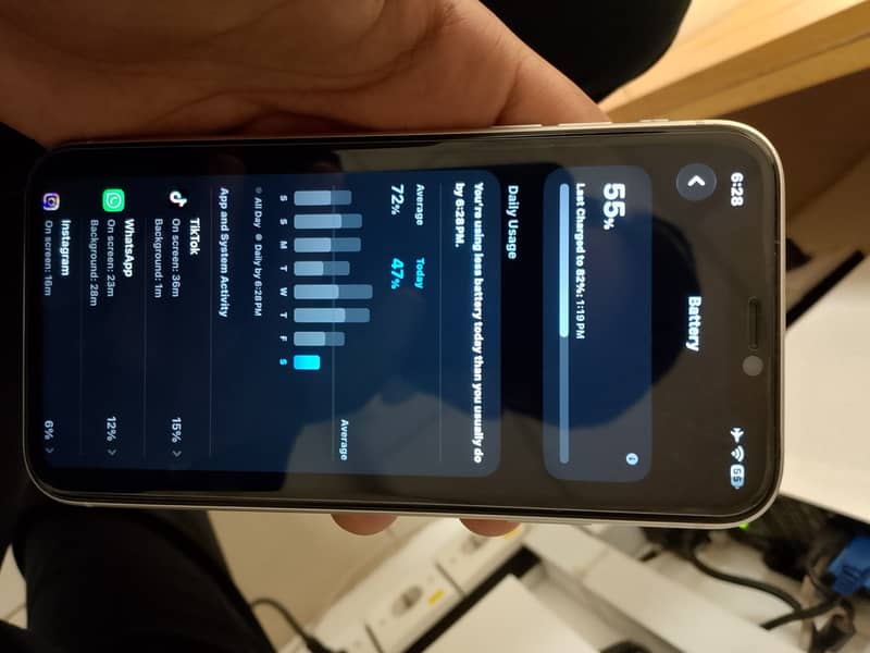 Apple iPhone 11 6