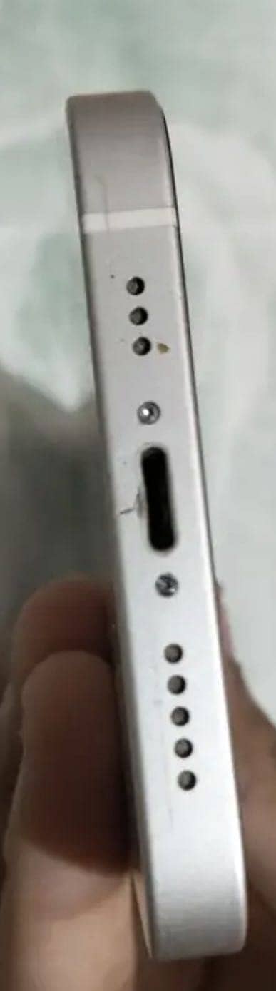 Apple iPhone 12 2