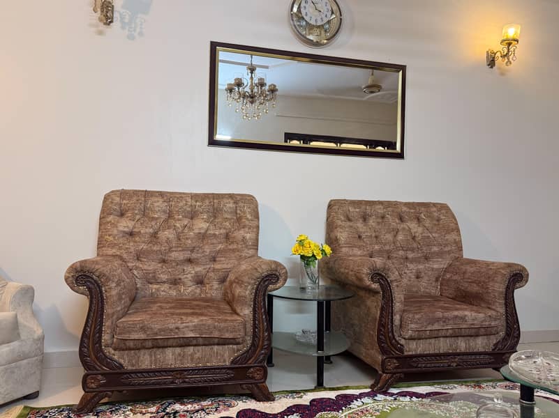7 seater sofa vip condition 0