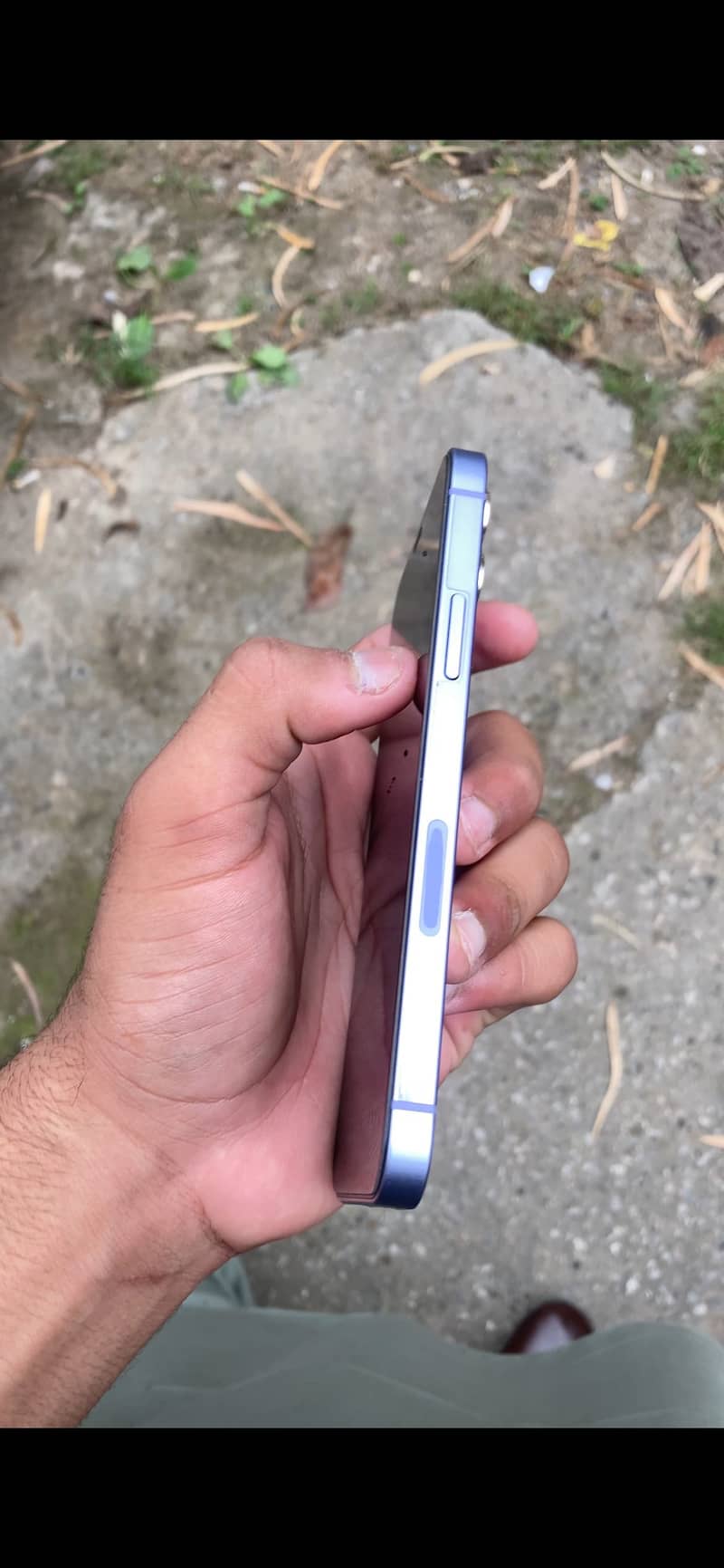 Apple iPhone 12 2