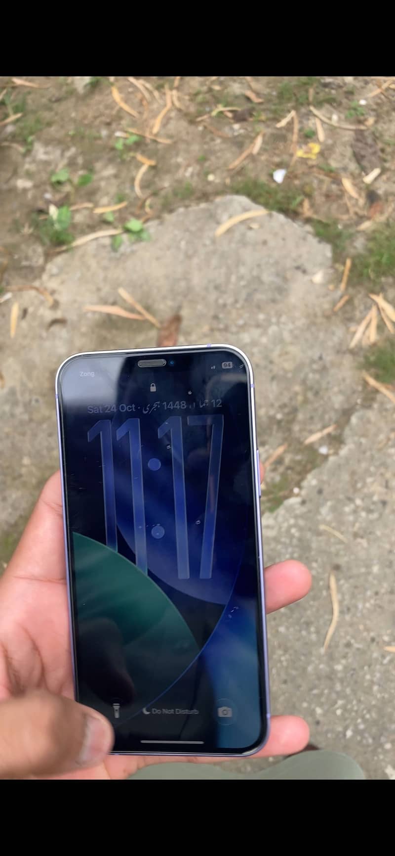 Apple iPhone 12 4