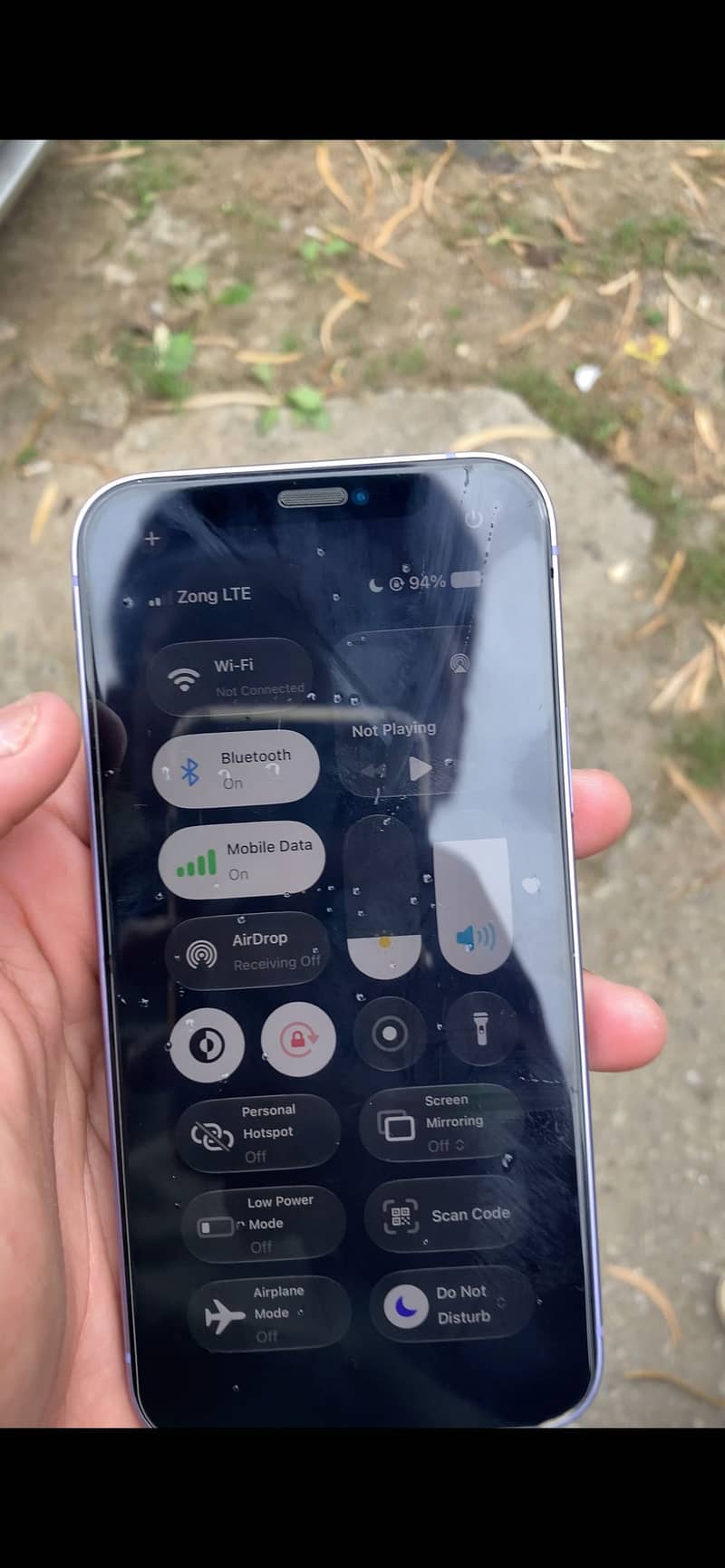 Apple iPhone 12 6