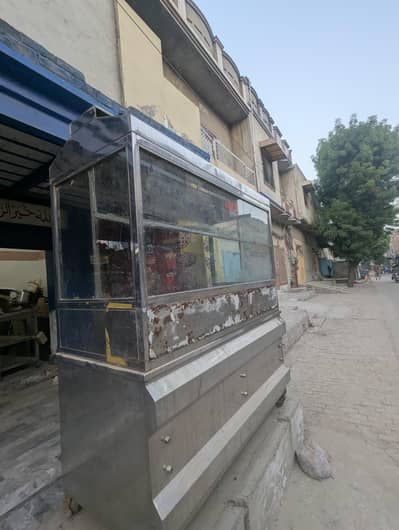 Burger shawarma counter