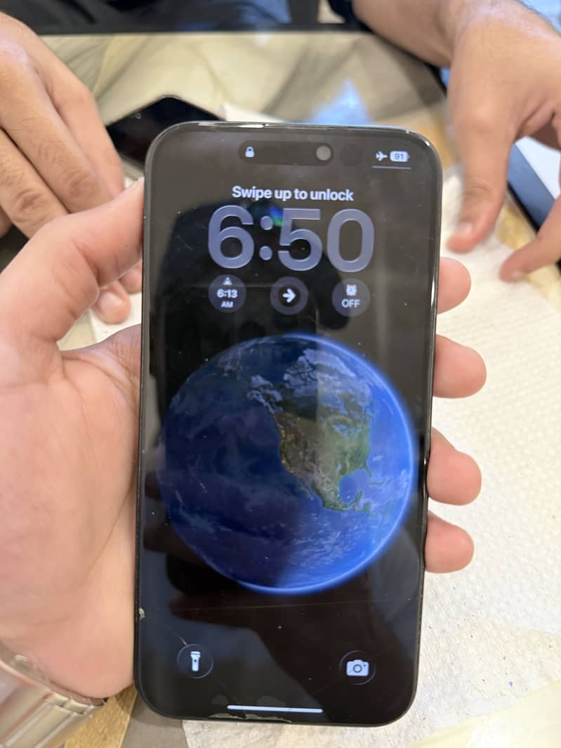 Apple iPhone 15 plus 0