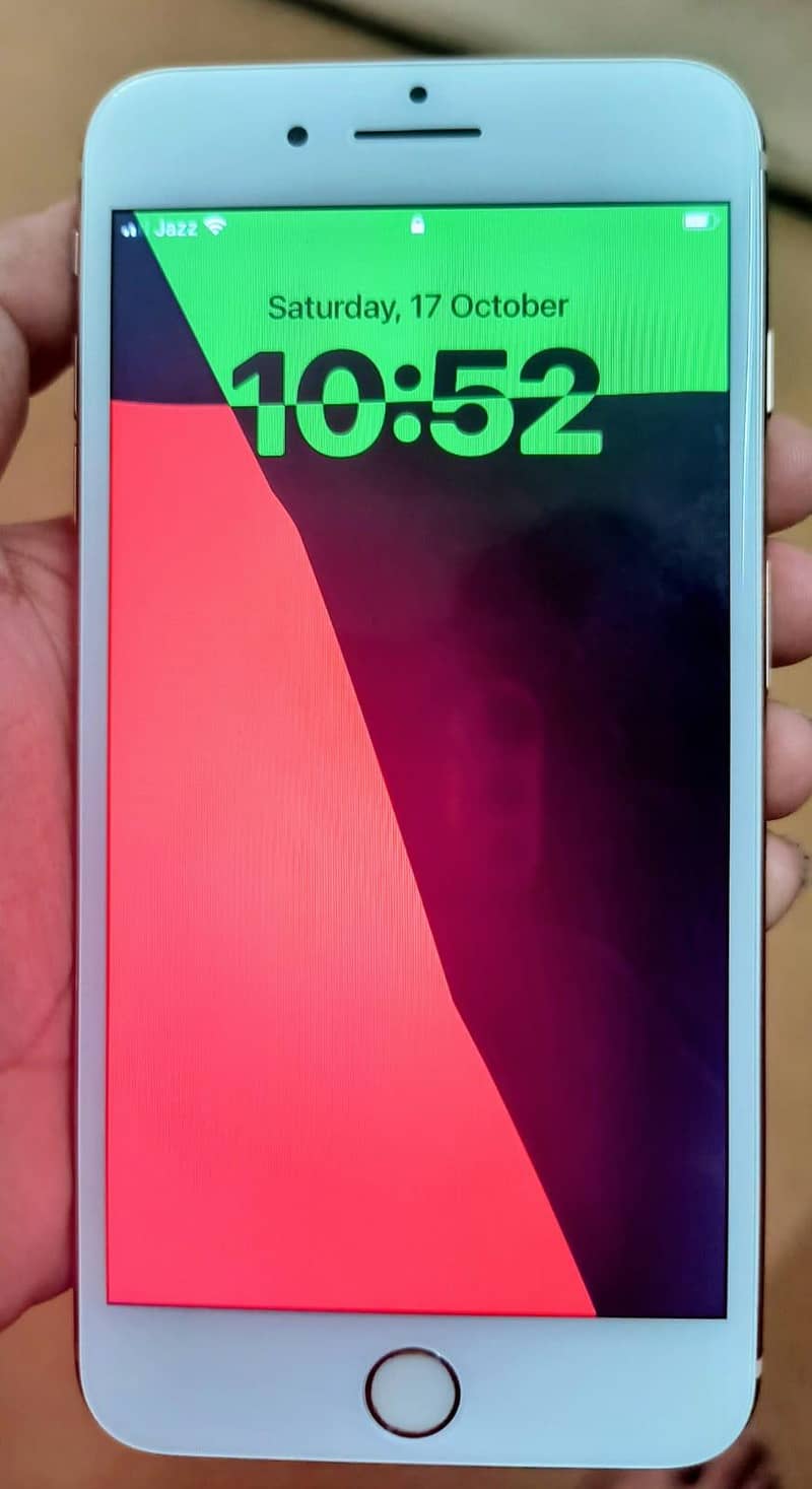 Apple iPhone 8 Plus 1