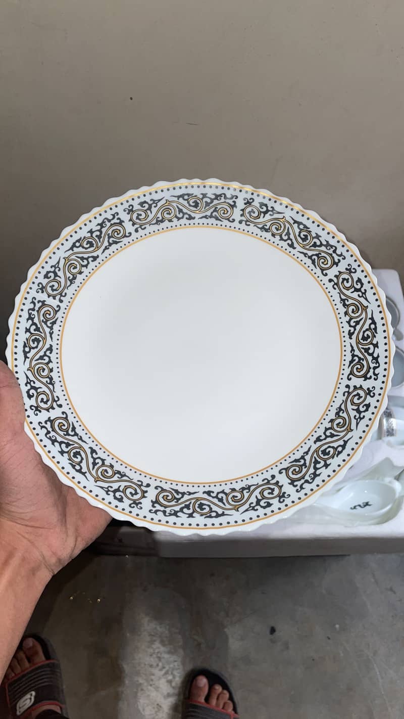 Bone china dinner set 1