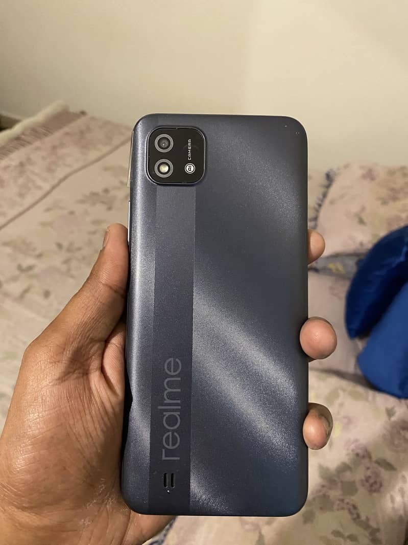 Realme C11 0