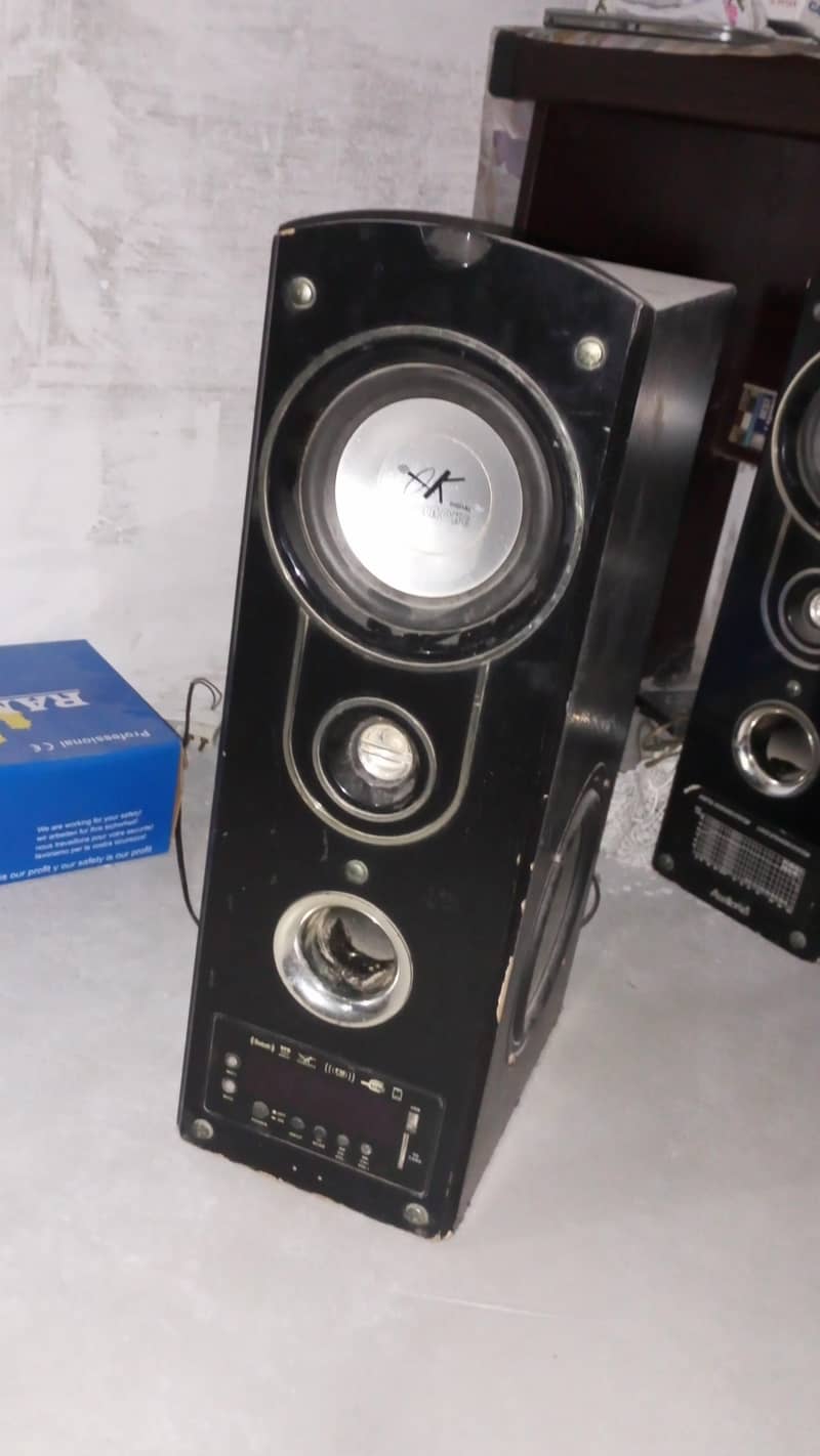 AUDIONIC 5