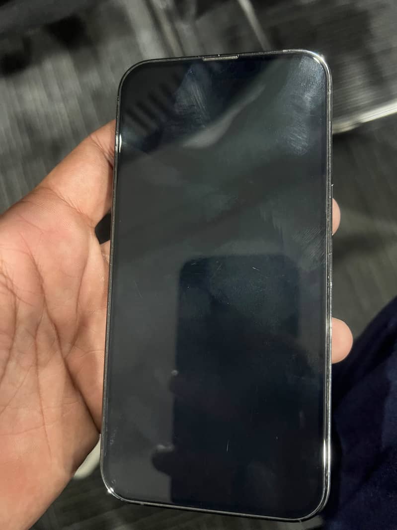 Apple iPhone 13 Pro 1