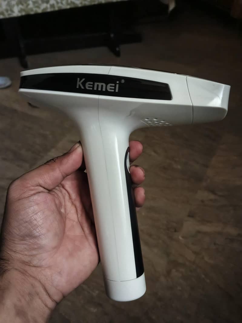 kemei 4