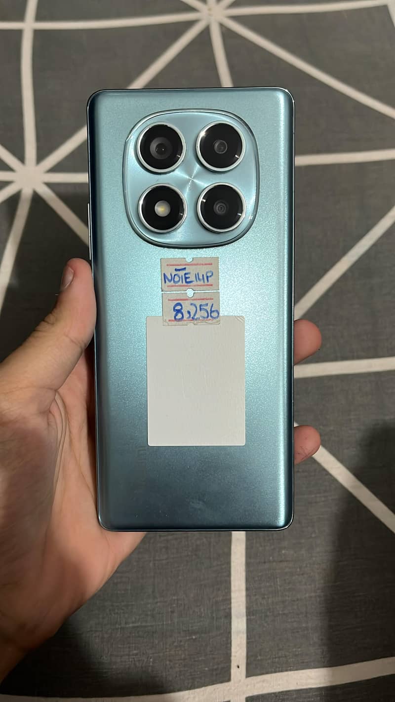 Xiaomi Redmi Note 14 Pro 0