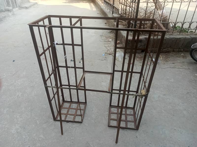 Supply stand 2